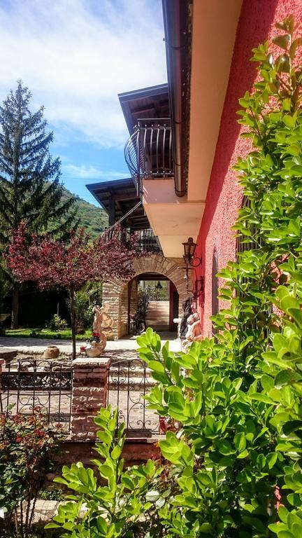 B&B Villa Damiani Brindisi di Montagna Kültér fotó